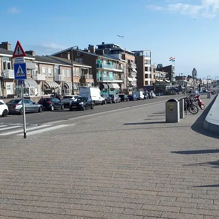 Apartment By Sea
